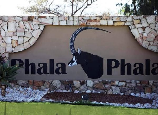 FORMER GAUTENG PREMIER NOT CONVINCED WITH RAMAPHOSA PHALA-PHALA DOLLARS THEFT EXPLANATION