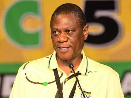 PAUL MASHATILE SIDELINE FOR ANC TOP POSITION IN 2027